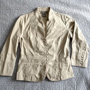 Button detail blazer